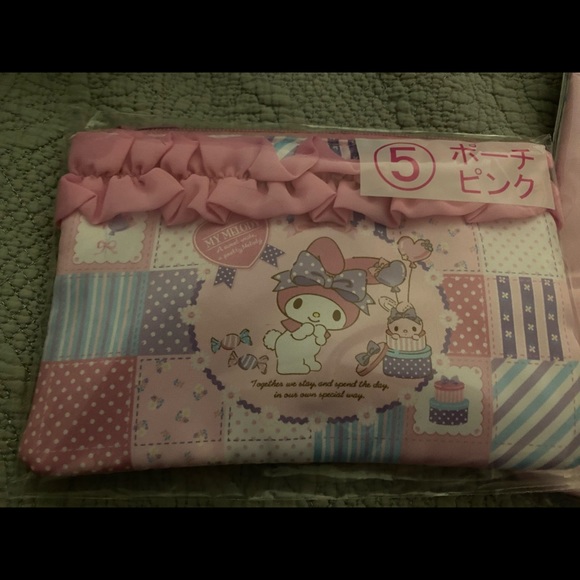 Japan prize - My Melody Pouch pink ruffles -Sanrio - Picture 1 of 3